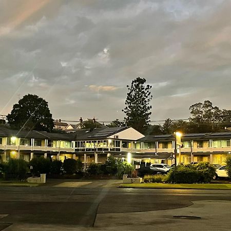 Bucketts Way Motel Gloucester Extérieur photo