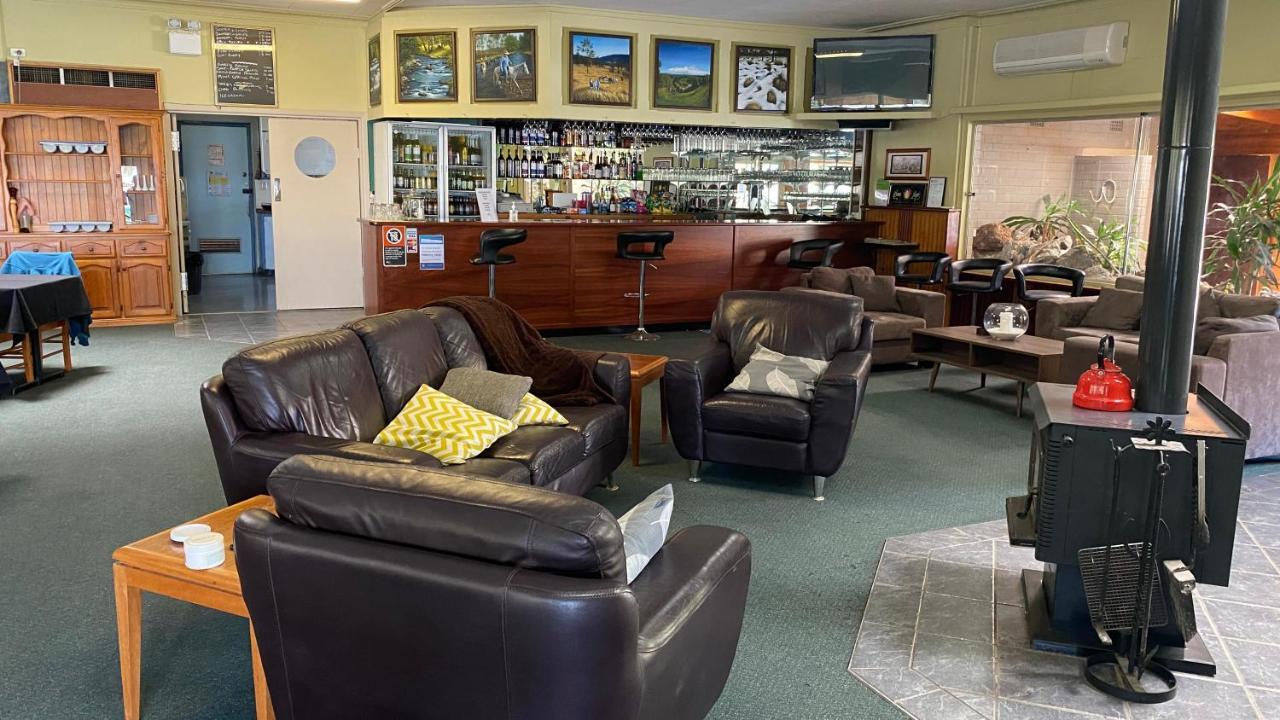 Bucketts Way Motel Gloucester Extérieur photo