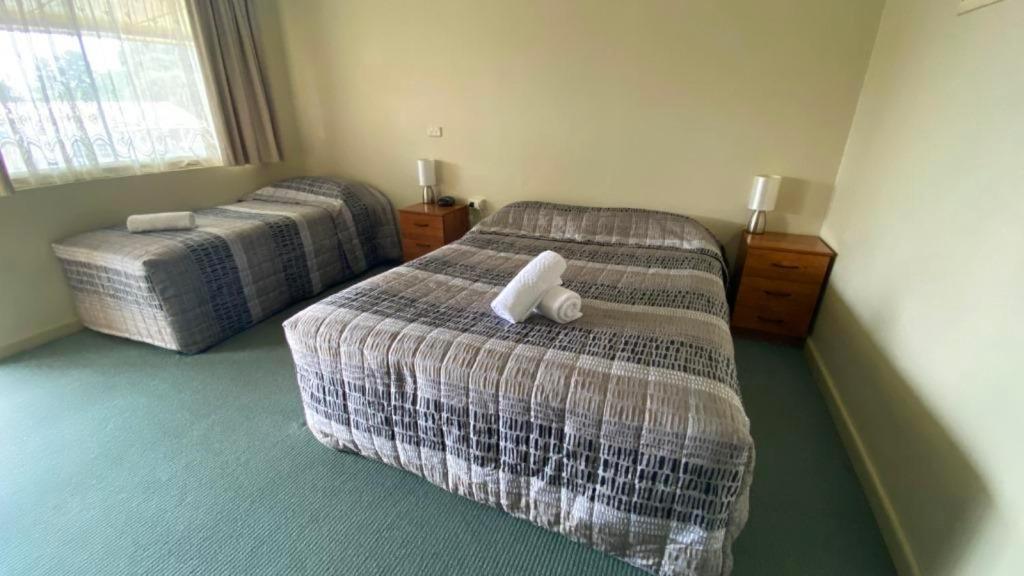 Bucketts Way Motel Gloucester Extérieur photo
