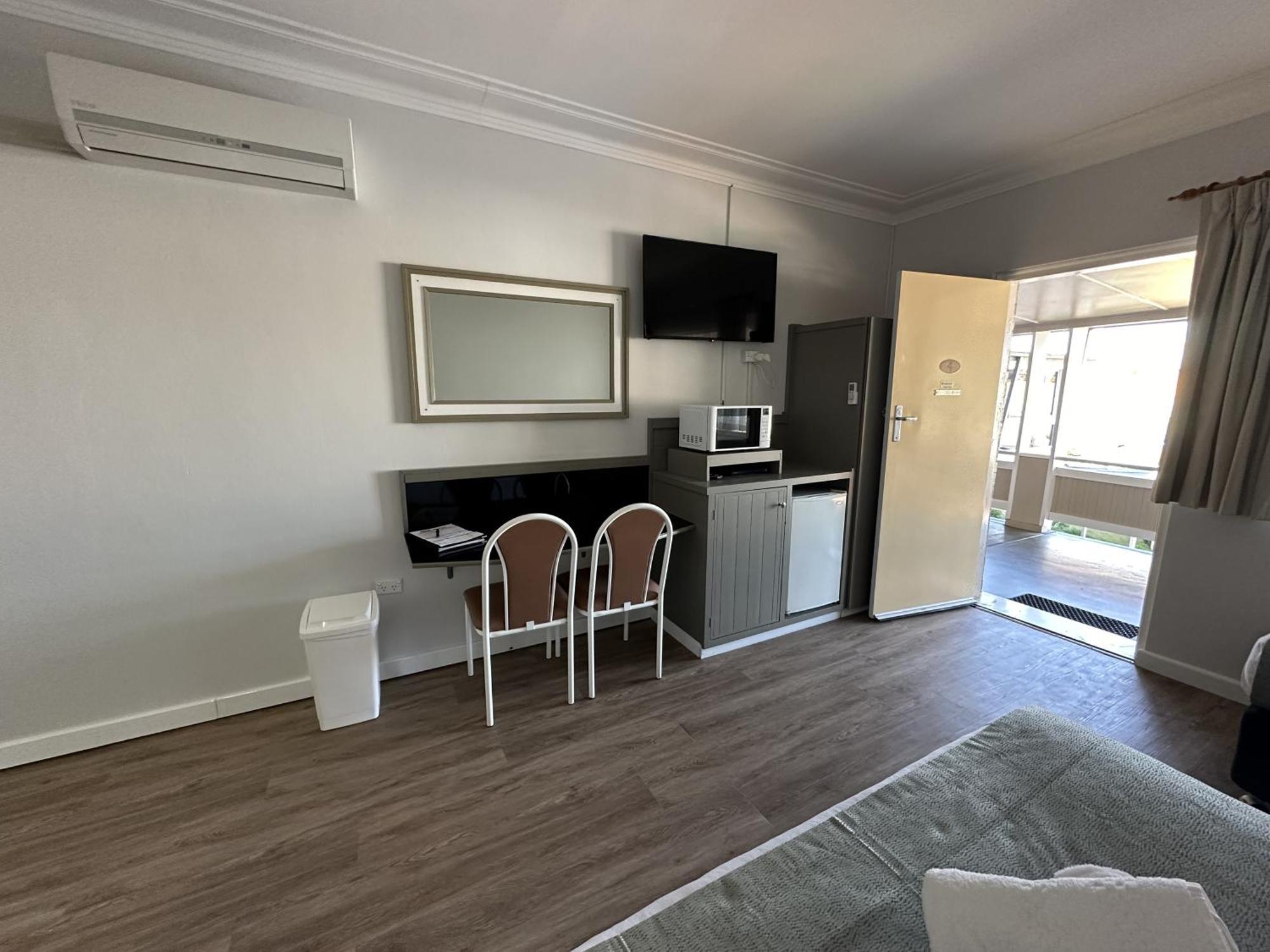 Bucketts Way Motel Gloucester Extérieur photo